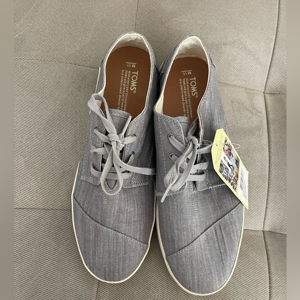 Brand New Mens Toms Paseo Size 11